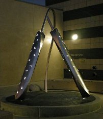 Blue_Pod_at_night.jpg